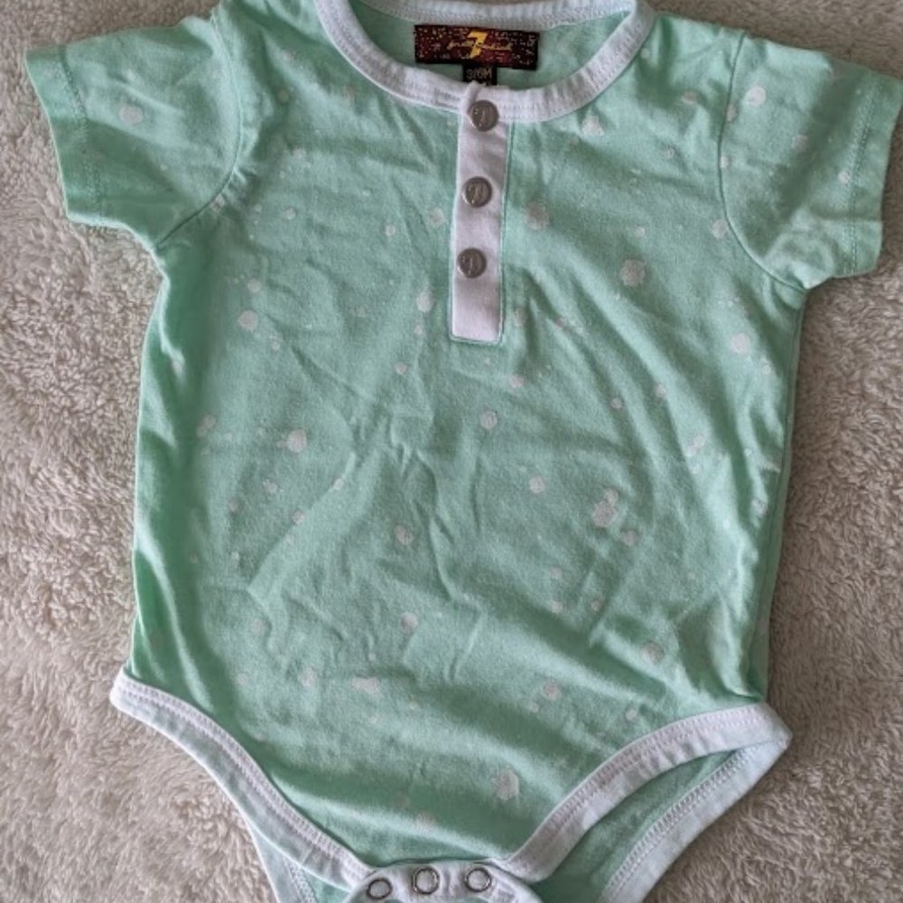 7 For All Mankind Mint Color Short Sleeve 1/2 Snap Shirt. Size 3-6 Months